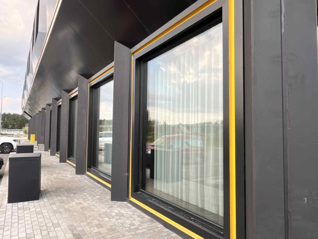 eddd7cfa ff69 4de4 ba36 a21953c74ff6